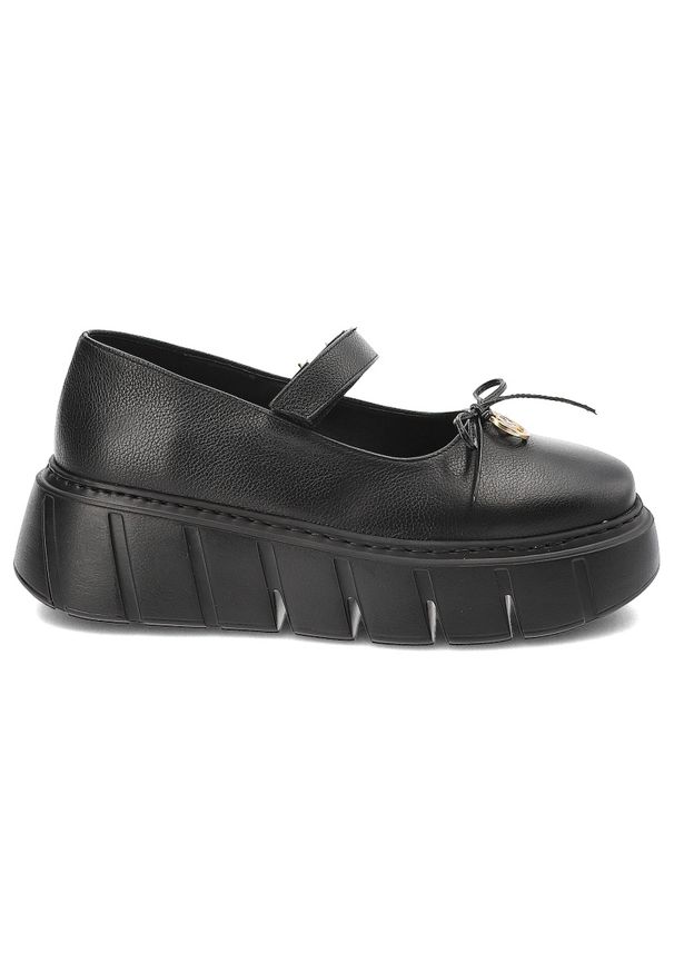 Czarne Półbuty Karino Eleganckie Obuwie Damskie. Okazja: na co dzień. Zapięcie: pasek. Kolor: czarny. Materiał: jeans, skóra. Wzór: grochy. Styl: elegancki