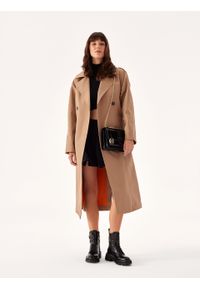 Kazar - Elegancka lakierowana torebka na grubym łańcuchu. Kolor: czarny. Materiał: lakierowane, skórzane. Styl: elegancki. Rodzaj torebki: do ręki #7