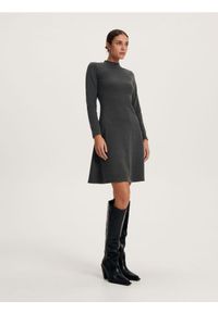 Reserved - Sukienka mini - ciemnoszary. Kolor: szary. Materiał: dzianina. Wzór: gładki. Długość: mini #1