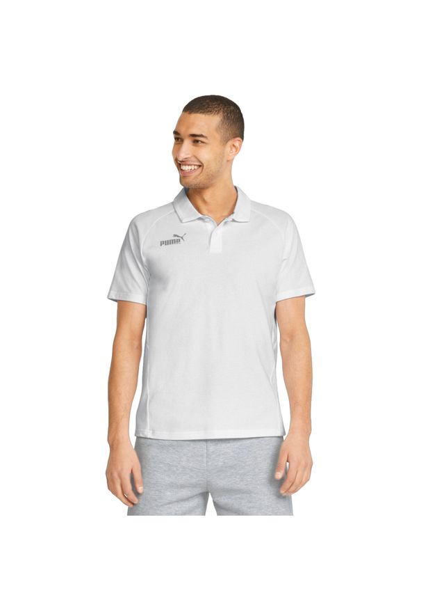 Podkoszulek Puma Teamfinal Casuals Polo, Mężczyźni. Typ kołnierza: polo. Kolor: biały, wielokolorowy, szary. Materiał: bawełna, materiał