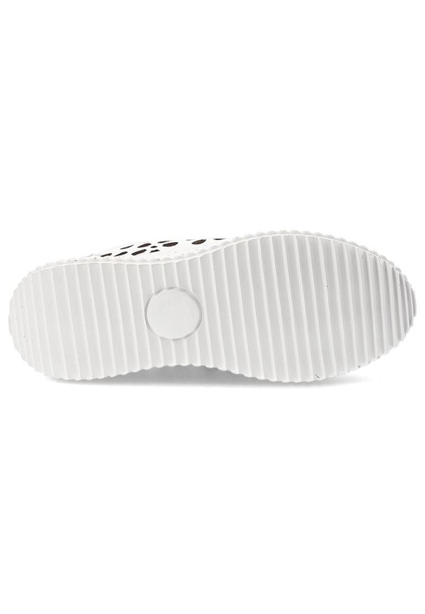 Sneakersy damskie Artiker, cholewka ze skóry naturalnej ażurowe wycięcia motyw kwiatowy wiązanie klasyczne, białe, 56C1167. Okazja: na co dzień. Zapięcie: sznurówki. Kolor: biały. Materiał: skóra. Szerokość cholewki: normalna. Wzór: ażurowy, kwiaty