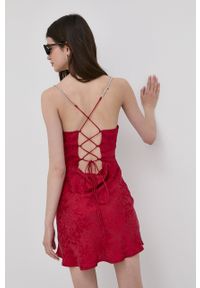 For Love & Lemons sukienka kolor czerwony mini rozkloszowana. Kolor: czerwony. Materiał: tkanina, materiał. Długość rękawa: na ramiączkach. Typ sukienki: rozkloszowane. Długość: mini #4
