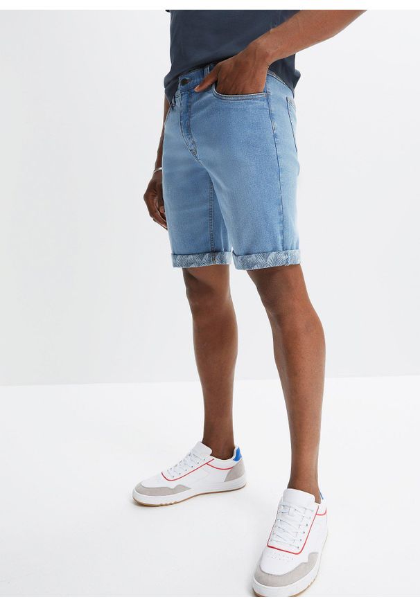 bonprix - Bermudy dżinsowe ze stretchem Regular Fit. Kolor: niebieski