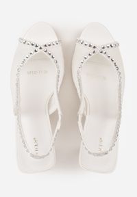 Renee - Białe Sandały Slingback VICES z Siateczki na Szpilce Zdobione Cyrkoniami Aethipe. Nosek buta: otwarty. Kolor: biały. Materiał: skóra, materiał. Wzór: aplikacja. Sezon: lato. Obcas: na szpilce. Wysokość obcasa: średni #8