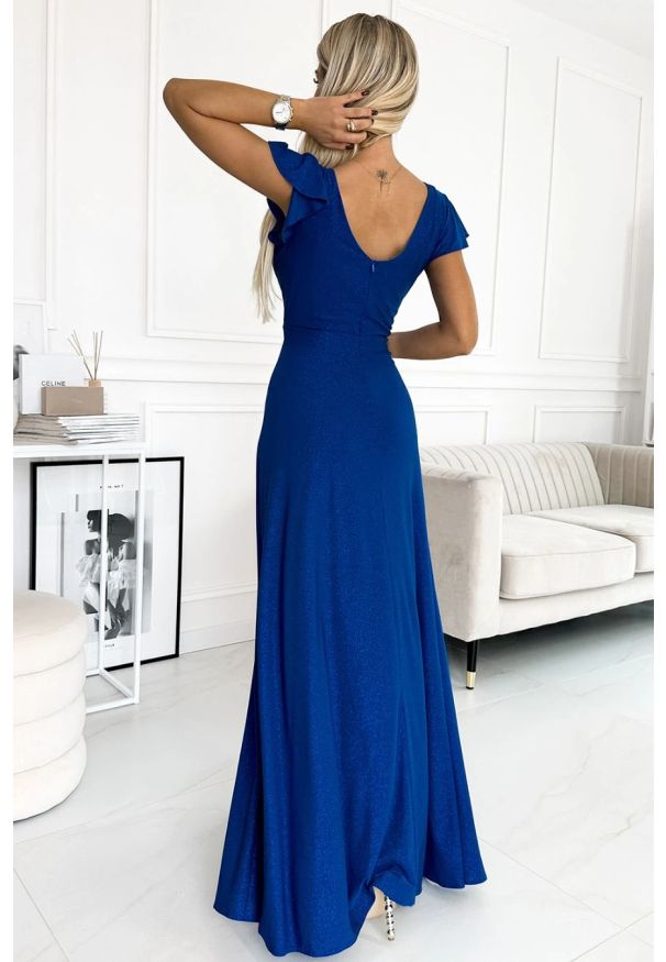 Sukienki.shop - Długa sukienka na wesele rozkloszowana brokatowa chabrowa. Okazja: na ślub cywilny, na wesele. Kolor: niebieski. Materiał: tkanina, elastan. Typ sukienki: rozkloszowane, kopertowe. Styl: wizytowy. Długość: maxi