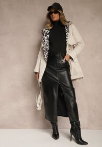 Renee - Jasnobeżowa Kurtka Parka Ozdobiona Sznurkami przy Odpinanym Kapturze Loriballe. Okazja: na co dzień. Kolor: beżowy. Materiał: jeans. Wzór: aplikacja. Sezon: jesień. Styl: casual #4