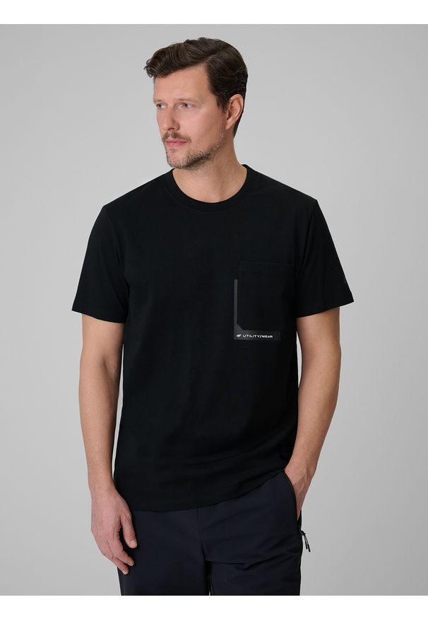 4f - 4F T-shirt regular z nadrukiem męski - czarny M. Okazja: na co dzień. Kolor: czarny. Materiał: dzianina, bawełna, materiał. Wzór: nadruk. Styl: klasyczny, casual