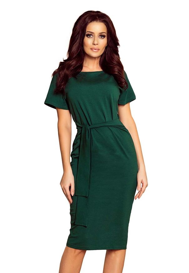 Numoco - Zielona Dopasowana Sukienka Midi z Wiązaniem. Kolor: zielony. Materiał: bawełna, elastan. Długość: midi