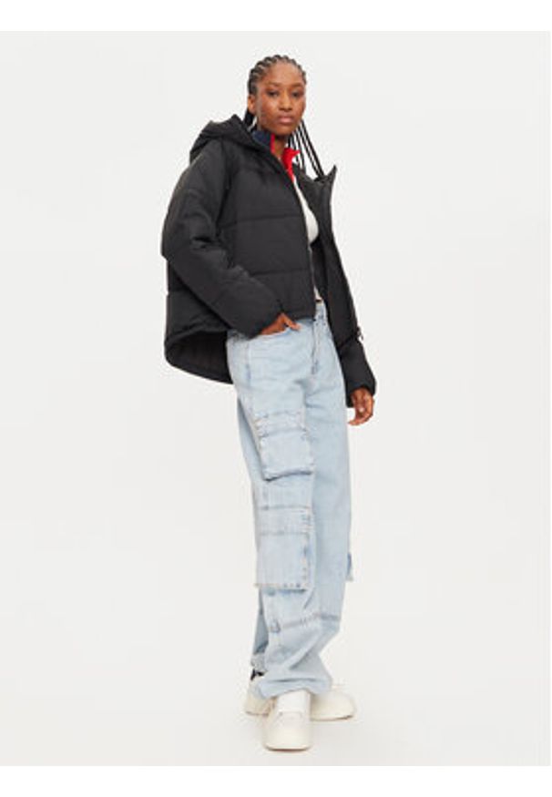 Tommy Jeans Kurtka zimowa Vail DW0DW18841 Czarny Regular Fit. Kolor: czarny. Materiał: syntetyk. Sezon: zima