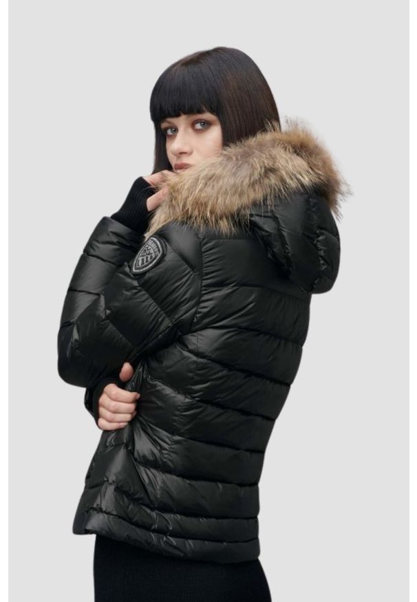 Blauer USA - BLAUER Czarna kurtka damska Arcadia Short Jackets, Rozmiar M. Kolor: czarny. Materiał: futro, poliamid