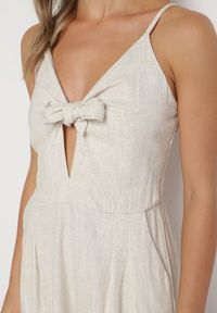 Born2be - Beżowy Kombinezon Bawełniany na Regulowanych Ramiączkach Ozdobiony Wiązaniem Tylida. Okazja: na co dzień. Kolor: beżowy. Materiał: bawełna. Długość rękawa: na ramiączkach. Wzór: aplikacja. Styl: casual, elegancki #2