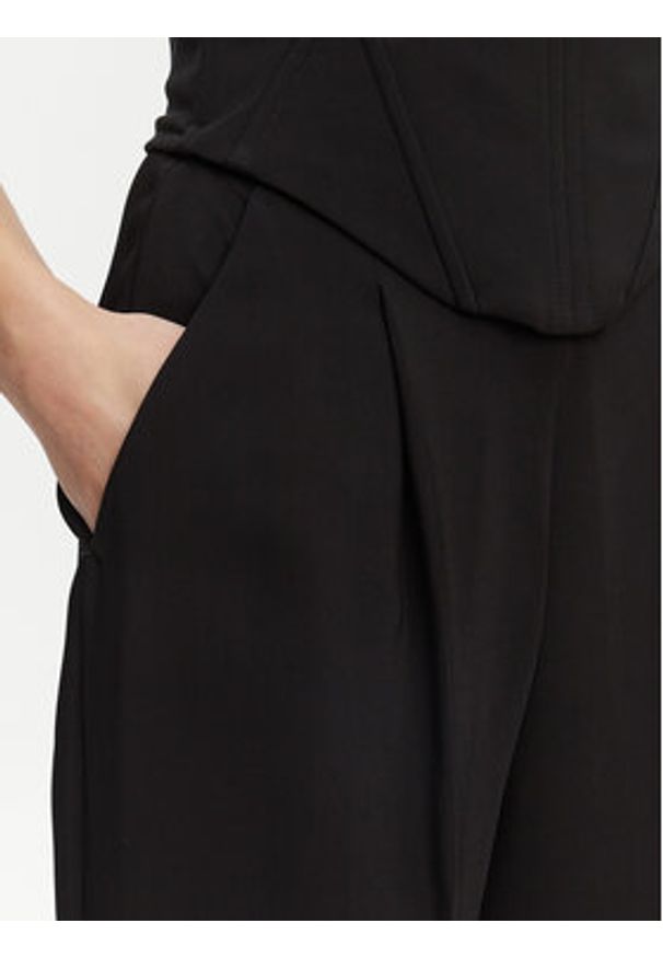 Pinko - PINKO Kombinezon 104884 A213 Czarny Regular Fit. Kolor: czarny. Materiał: wiskoza