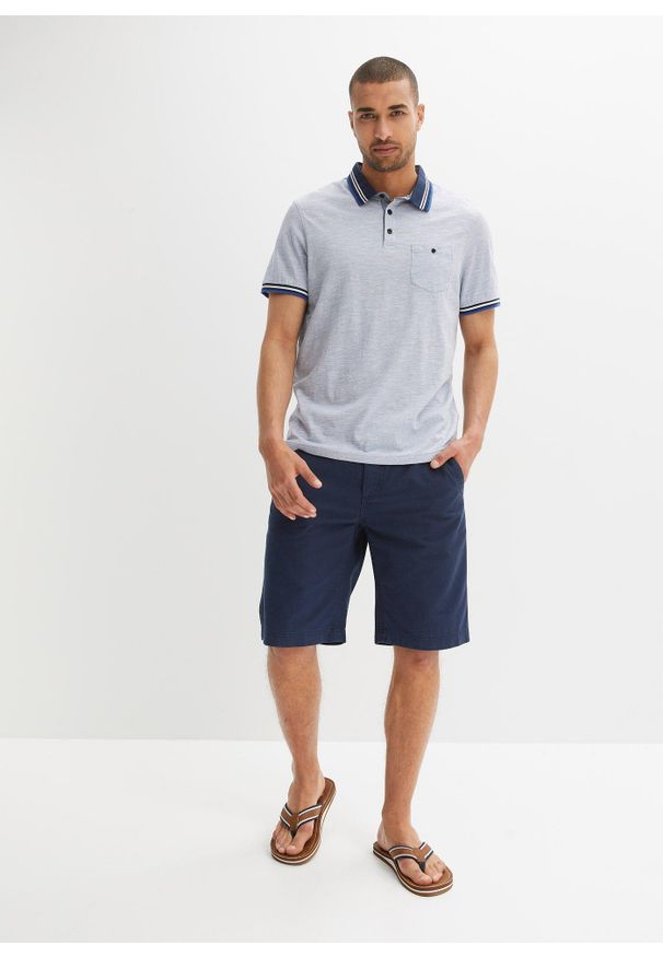 bonprix - Koszulka polo z czystej bawełny. Typ kołnierza: polo. Kolor: niebieski. Materiał: bawełna. Długość rękawa: krótki rękaw. Długość: krótkie