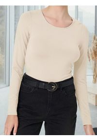 Sinsay - Body z długimi rękawami - kremowy. Kolor: kremowy. Długość rękawa: długi rękaw. Długość: długie