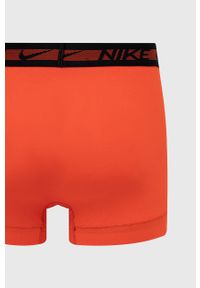 Nike bokserki (3-pack) męskie kolor czerwony. Kolor: czerwony. Materiał: tkanina, poliester, skóra, włókno #2