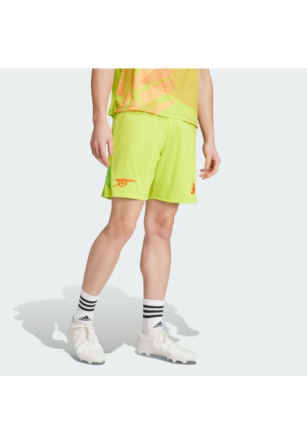 Adidas - Szorty Arsenal 24/25 Goalkeeper. Kolor: żółty. Materiał: materiał. Sport: piłka nożna