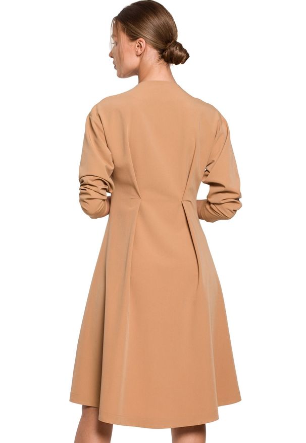 Style - Elegancka kopertowa sukienka z rozkloszowanym dołem. Materiał: wiskoza, elastan. Typ sukienki: kopertowe. Styl: elegancki. Długość: mini