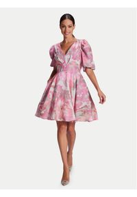 Swing Sukienka koktajlowa 5AG26000 Różowy Regular Fit. Kolor: różowy. Materiał: wiskoza. Styl: wizytowy #1