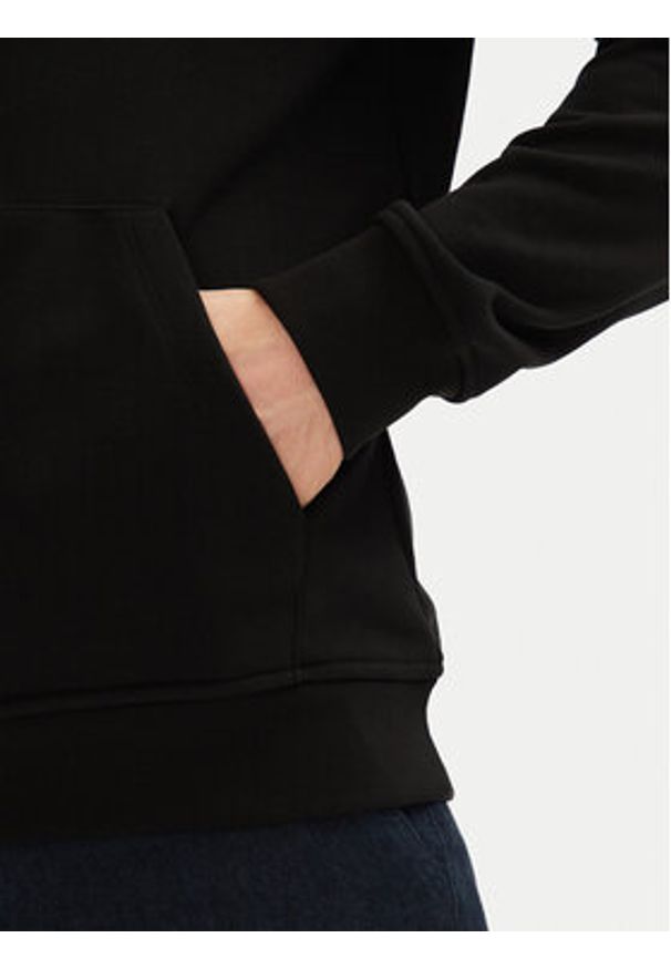 Karl Lagerfeld - KARL LAGERFELD Bluza 705711 500900 Czarny Regular Fit. Typ kołnierza: dekolt w karo. Kolor: czarny. Materiał: bawełna