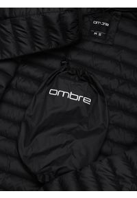 Ombre Clothing - Męska kurtka pikowana pakowana w worek - czarna V7 OM-JALP-0156 - XXL. Typ kołnierza: kołnierzyk stójkowy. Kolor: czarny. Materiał: materiał, nylon, poliester #6