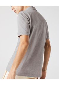 Lacoste - LACOSTE - Szary t-shirt polo ze ściągaczami Regular Fit. Okazja: do pracy. Typ kołnierza: polo. Kolor: szary. Materiał: jeans, bawełna. Styl: elegancki #3