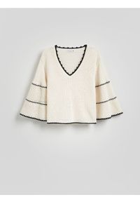 Reserved - Sweter z kimonowym rękawem - kremowy. Kolor: kremowy. Materiał: dzianina, bawełna #1