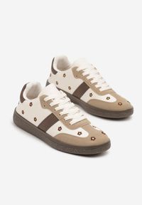 Renee - Beżowe Sneakersy Tenisówki Ozdobione Kwiatkami Zummine. Okazja: na co dzień, na spacer. Kolor: beżowy. Wzór: aplikacja, kwiaty. Sport: turystyka piesza
