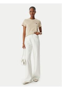 Tommy Jeans T-Shirt Wavy Flag DW0DW22274 Beżowy jasny Regular Fit. Kolor: beżowy. Materiał: bawełna #4