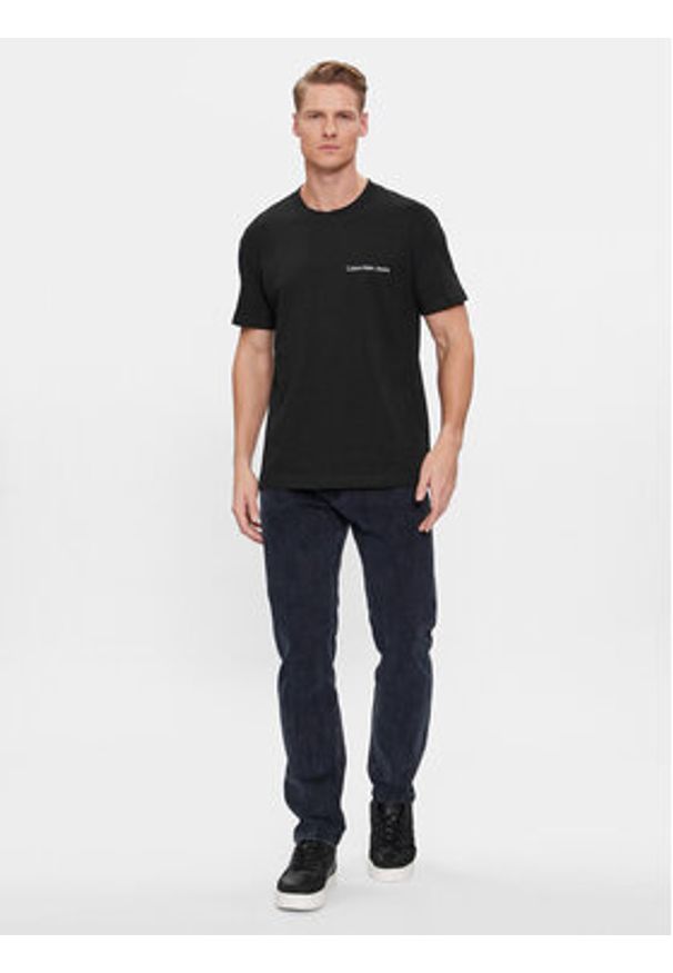 Calvin Klein Jeans T-Shirt Institutional J30J324671 Czarny Regular Fit. Kolor: czarny. Materiał: bawełna