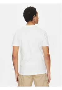 GAP - Gap T-Shirt 542246-01 Biały Regular Fit. Kolor: biały. Materiał: bawełna #2