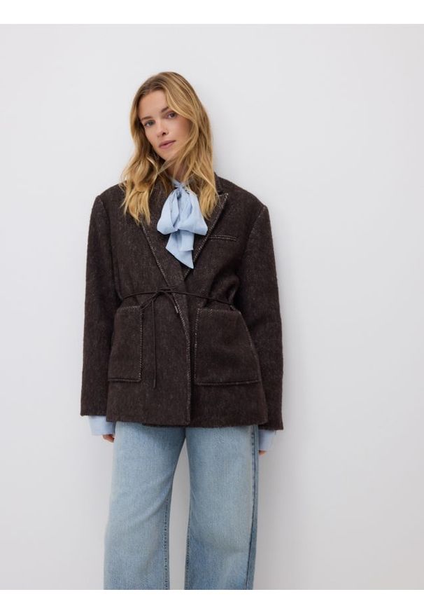 Reserved - Marynarka z wełną - ciemnobrązowy. Kolor: brązowy. Materiał: wełna