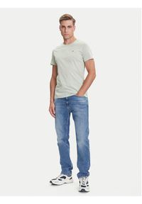 Tommy Jeans T-Shirt DM0DM04411 Zielony Slim Fit. Kolor: zielony. Materiał: bawełna #5