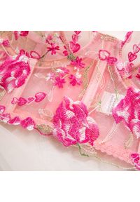 Intica - Komplet bielizny z kwiatowym haftem i koronkowym wykończeniem Keziban. Kolor: różowy. Materiał: koronka. Wzór: kwiaty, haft #5