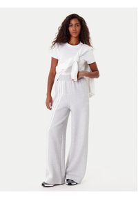 Adidas - adidas Spodnie dresowe Off Placed 3-Stripes KA0833 Szary Wide Leg. Kolor: szary. Materiał: bawełna #5