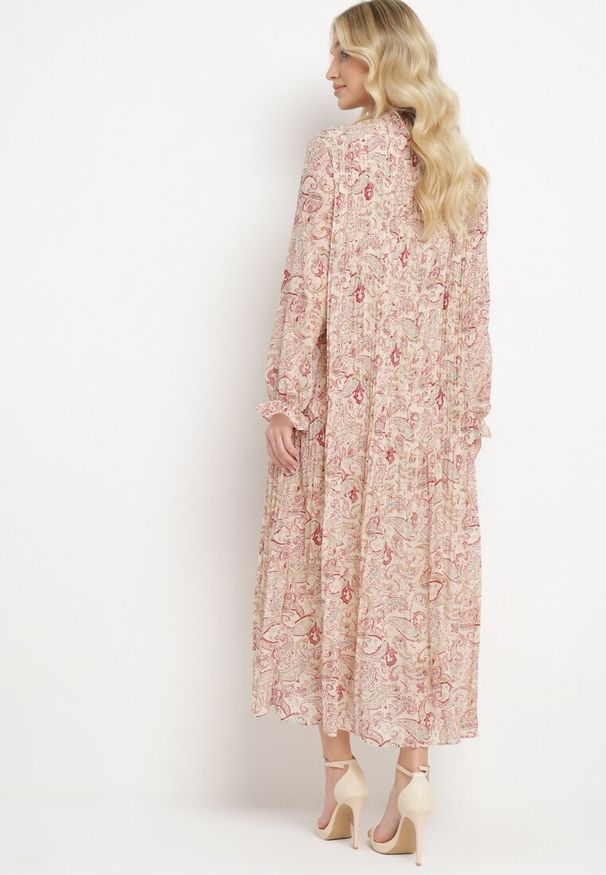 Born2be - Jasnobeżowa Sukienka Plisowana o Rozkloszowanym Kroju w Print Paisley z Wiązaniem na Dekolcie Rosamuna. Okazja: na co dzień. Kolor: beżowy. Wzór: nadruk, paisley. Styl: casual, elegancki, klasyczny