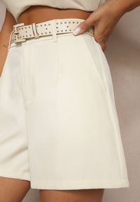 Renee - Beżowe Szorty High Waist z Paskiem Linave. Okazja: na co dzień, na imprezę. Stan: podwyższony. Kolor: beżowy. Sezon: lato. Styl: elegancki, casual #4