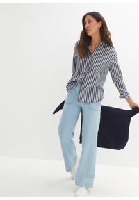 bonprix - Bluzka koszulowa oversize. Kolor: niebieski. Wzór: paski