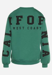 Born2be - Zielona Ocieplana Bluza z Bawełną i Napisem z Tyłu Fezanda. Okazja: na co dzień. Kolor: zielony. Materiał: bawełna. Wzór: napisy. Styl: klasyczny, casual, elegancki #6