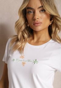 Renee - Biała Bluzka T-shirt z Bawełny Ozdobiona Haftem Radianca. Kolor: biały. Materiał: bawełna. Wzór: aplikacja, haft. Styl: klasyczny, boho #2