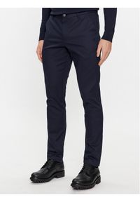 Calvin Klein Jeans Chinosy J30J317669 Granatowy Slim Fit. Kolor: niebieski. Materiał: bawełna