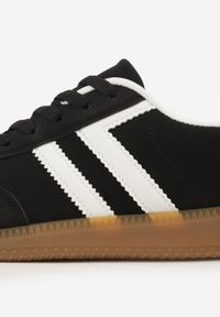 Renee - Czarne Sneakersy Typu Klasyczne Tenisówki Kilice. Okazja: na co dzień, na randkę. Kolor: czarny. Materiał: satyna, koronka #5