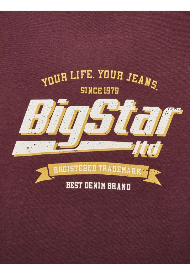 Big-Star - Koszulka męska z nadrukiem bordowa Briss 604. Okazja: na co dzień. Kolor: czerwony. Materiał: bawełna, materiał, skóra, jeans. Wzór: nadruk. Styl: klasyczny, vintage, casual