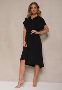 Renee - Czarna Pudełkowa Sukienka z Bawełną i Paskiem Savorienne. Okazja: na co dzień. Kolor: czarny. Materiał: bawełna. Styl: casual, elegancki