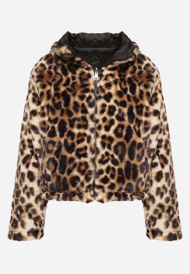 Born2be - Czarna Pikowana Kurtka Dwustronna ze Stójką i Ściągaczem z Futerkiem w Panterkę Cesila. Okazja: na co dzień. Typ kołnierza: kołnierzyk stójkowy. Kolor: czarny. Materiał: futro. Długość rękawa: długi rękaw. Długość: długie. Wzór: motyw zwierzęcy. Styl: casual, klasyczny