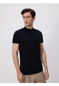 Reserved - Bawełniany t-shirt slim fit - czarny. Kolor: czarny. Materiał: bawełna
