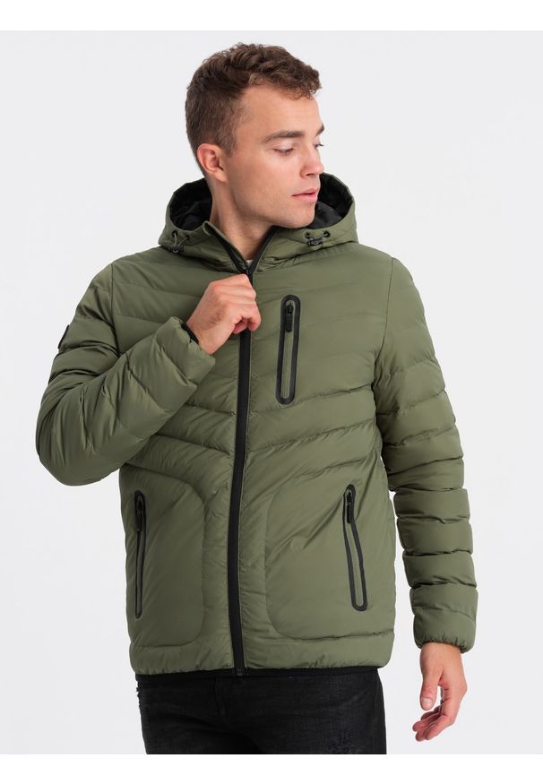 Ombre Clothing - Sportowa kurtka męska pikowana - khaki V6 - Rozmiar: S. Kolor: brązowy. Materiał: poliester, nylon. Styl: sportowy