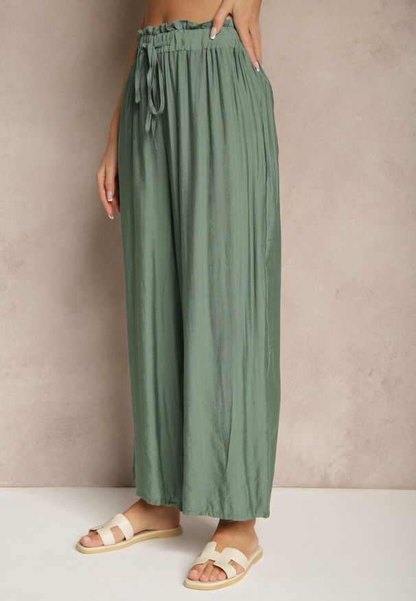 Renee - Ciemnozielone Spodnie High Waist o Szerokim Kroju z Wiązaniem Telisiela. Okazja: na co dzień. Stan: podwyższony. Kolor: zielony. Styl: casual, klasyczny, elegancki