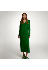 Reserved - Dzianinowa sukienka - Zielony. Kolor: zielony. Materiał: dzianina