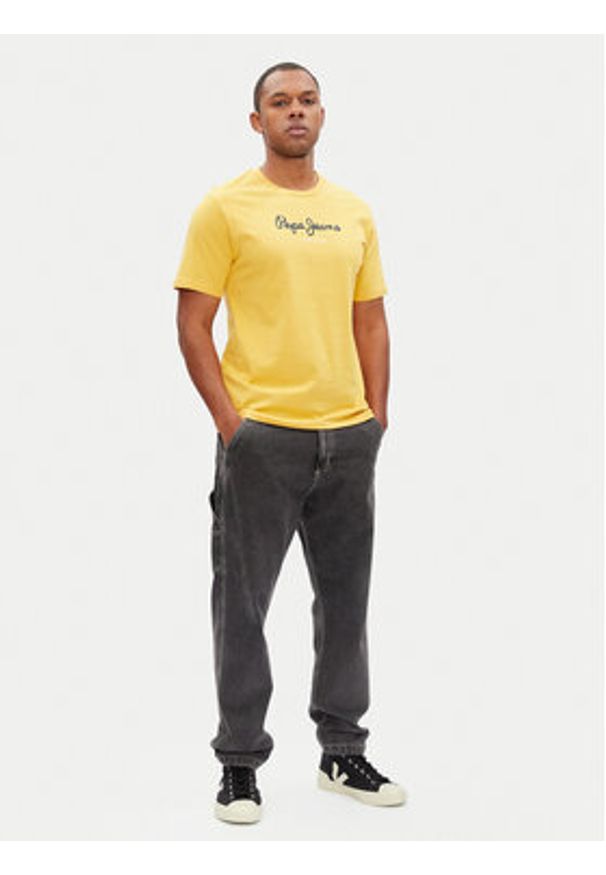 Pepe Jeans T-Shirt Eggo N PM508208 Żółty Regular Fit. Kolor: żółty. Materiał: bawełna