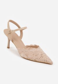 Renee - Ciemnobeżowe Eleganckie Szpilki VICES z Koronkowym Noskiem i Paskiem Wokół Kostki Figesa. Okazja: na wesele, na ślub cywilny. Zapięcie: pasek. Kolor: beżowy. Materiał: koronka. Obcas: na szpilce. Styl: elegancki #9